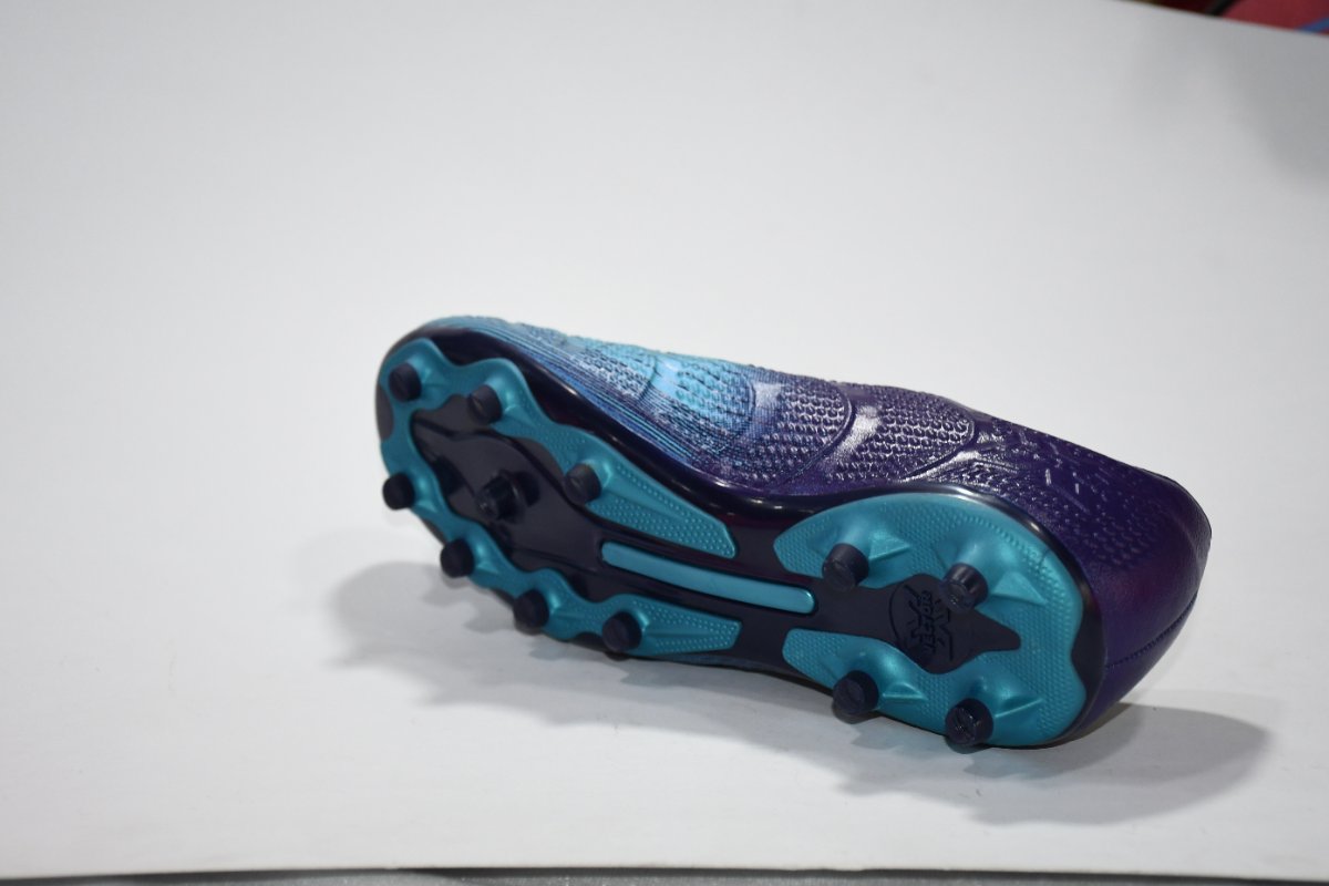 Vector Football Shoes